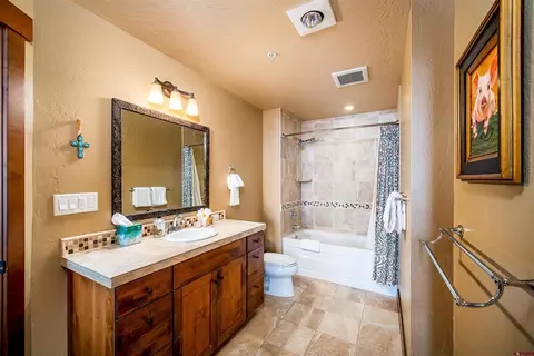 Bath - 24 Sheol St #208, Durango, CO 81301 photo 3 of 5