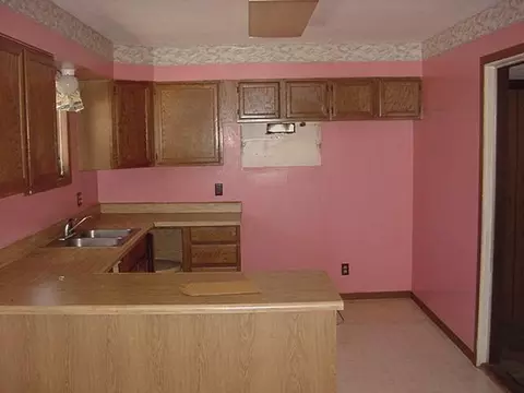 414 13th Ave W, Williston, ND 58801 photo 8
