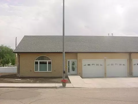1918 7th Ave E, Williston, ND 58801 photo 1