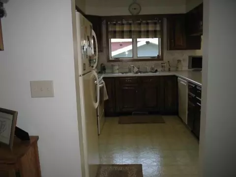 1313 25 Th St W, Williston, ND 58801 photo 7