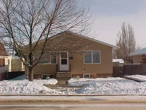 720 University Ave, Williston, ND 58801 photo 1