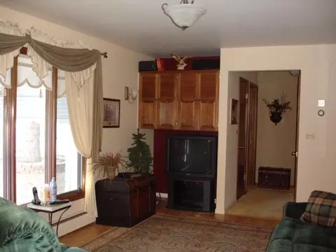 1207 E Hillcourt, Williston, ND 58801 photo 3