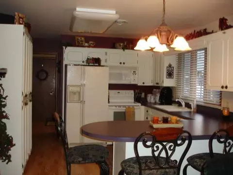 1207 E Hillcourt, Williston, ND 58801 photo 8