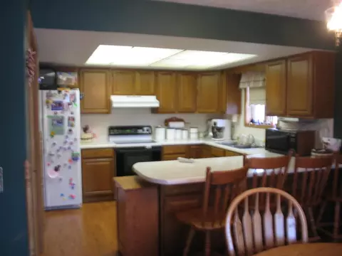 509 6th Ave W, Williston, ND 58801 photo 4