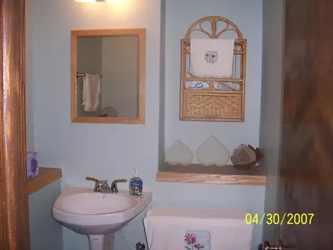 1610 Hillcourt E, Williston, ND 58801 photo 13