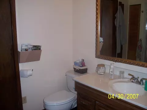 1610 Hillcourt E, Williston, ND 58801 photo 9