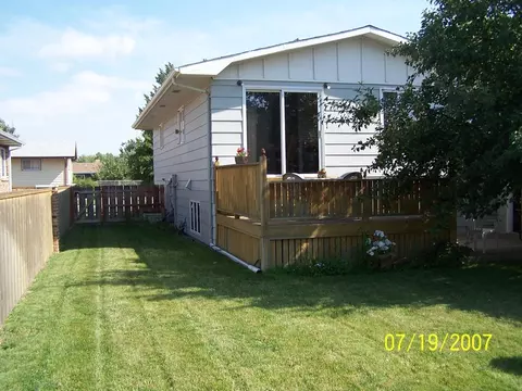 826 Park Pl, Williston, ND 58801 photo 5