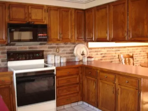 1917 University Ave, Williston, ND 58801 photo 3