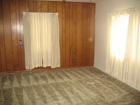 2319 7th Ave E, Williston, ND 58801 photo 7