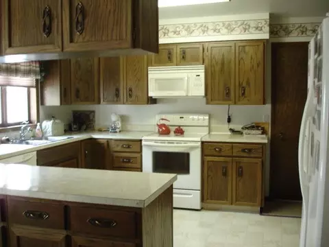 1711 University Ave, Williston, ND 58801 photo 5