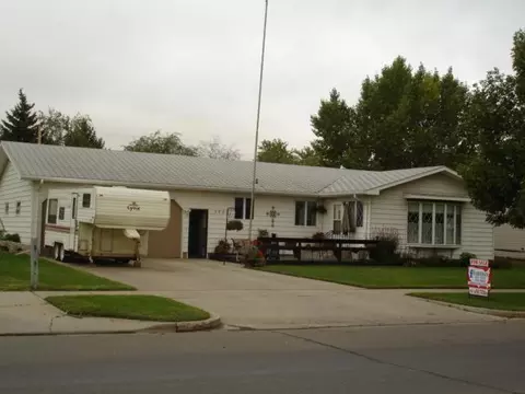 1711 University Ave, Williston, ND 58801 photo 1