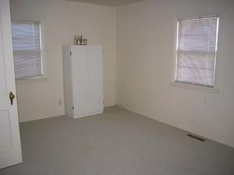501 4th Ave E, Williston, ND 58801 photo 6