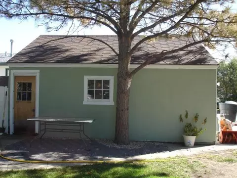 923 4th St W, Williston, ND 58801 photo 2