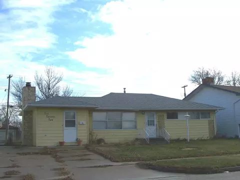 622 15th Ave W, Williston, ND 58801 photo 1