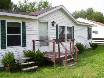 429 Eagle Dr, New Town, ND 58763 photo 1