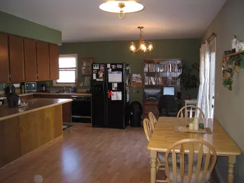 509 9th Ave W, Williston, ND 58801 photo 6