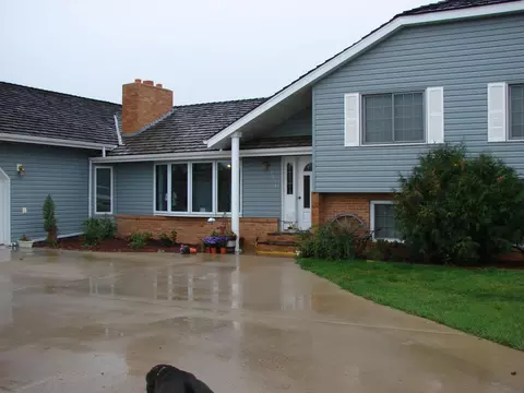 6286 137th Ave NW, Williston, ND 58801 photo 2