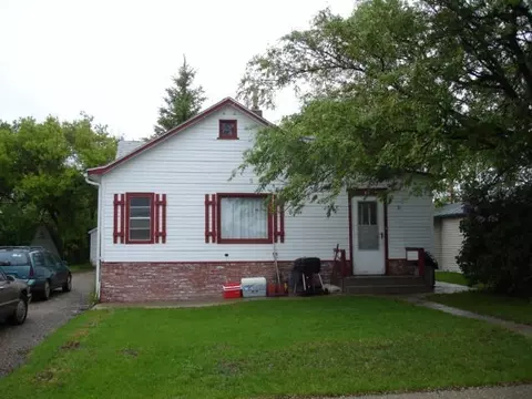 325 7th St SE, Stanley, ND 58784 photo 1