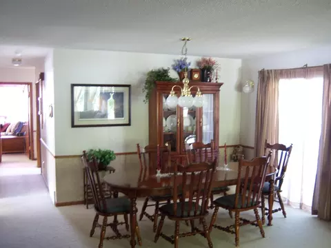 1617 2nd Ave E, Williston, ND 58801 photo 4
