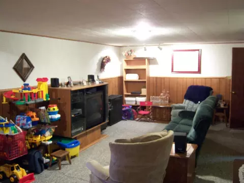 1617 2nd Ave E, Williston, ND 58801 photo 12