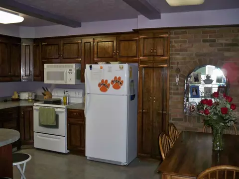1119 11th St W, Williston, ND 58801 photo 8