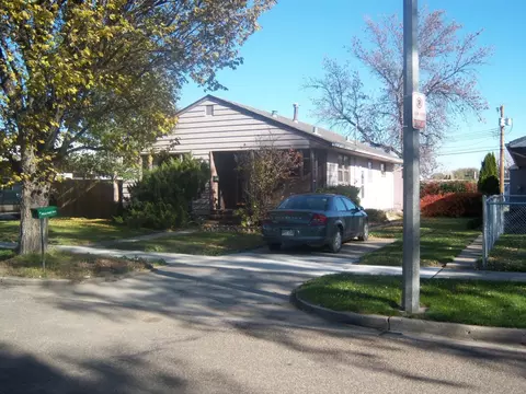 1306 3rd Ave W, Williston, ND 58801 photo 1