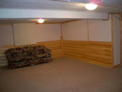 1223 8th Ave W, Williston, ND 58801 photo 10