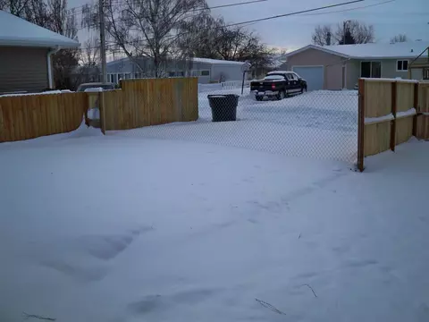 1223 8th Ave W, Williston, ND 58801 photo 20