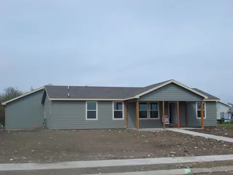 2405 12th Ave W, Williston, ND 58801 photo 1