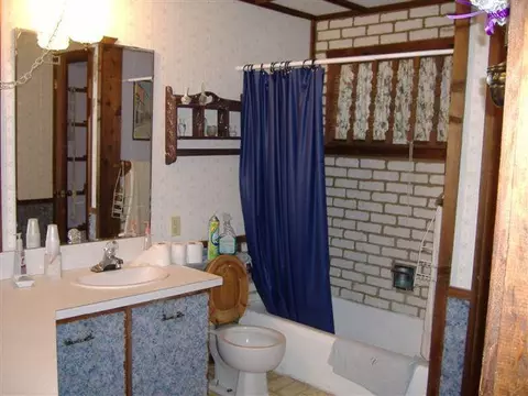 305 W Street St W, Ray, ND 58849 photo 9