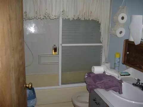 305 W Street St W, Ray, ND 58849 photo 8