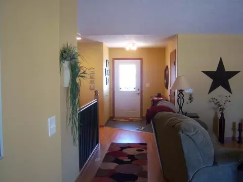 1824 18th Ave W, Williston, ND 58801 photo 7