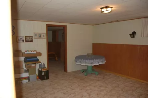 1109 Hillcourt, Williston, ND 58801 photo 18