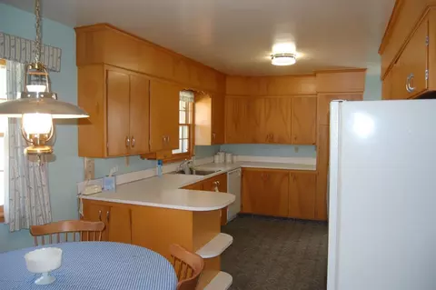 1109 Hillcourt, Williston, ND 58801 photo 7