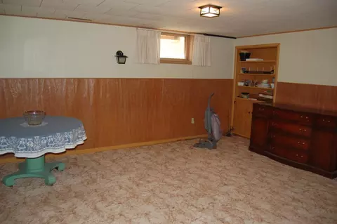 1109 Hillcourt, Williston, ND 58801 photo 17