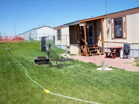 1806 32nd St W, Williston, ND 58801 photo 2