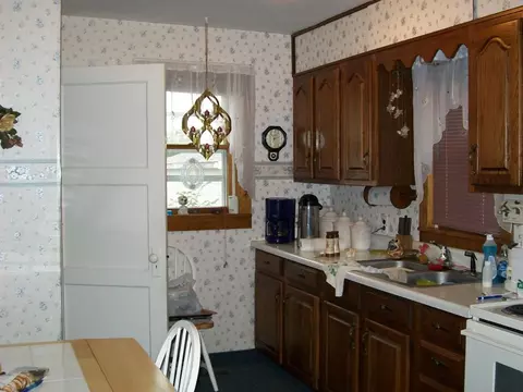 714 6th Ave W, Williston, ND 58801 photo 7