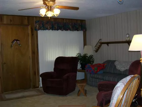 714 6th Ave W, Williston, ND 58801 photo 8