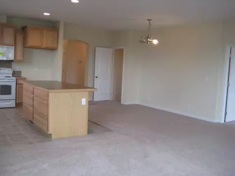 3123 17th Ave W, Williston, ND 58801 photo 7