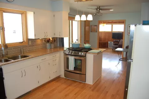 1310 4th Ave E, Williston, ND 58801 photo 8