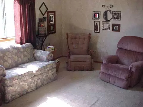 2305 University Ave, Williston, ND 58801 photo 5