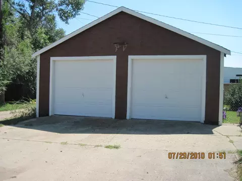 724 6th Ave W, Williston, ND 58801 photo 5