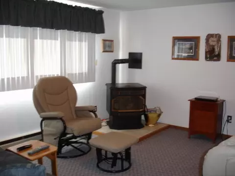 1830 27th St W, Williston, ND 58801 photo 7