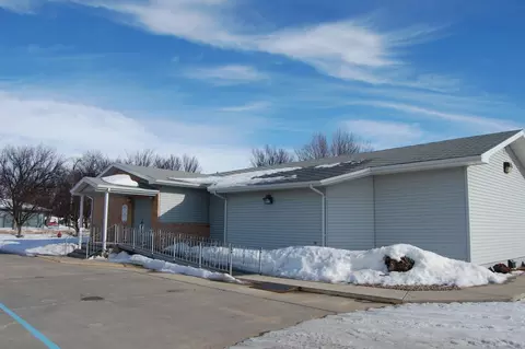 1701 4th St W, Williston, ND 58801 photo 2
