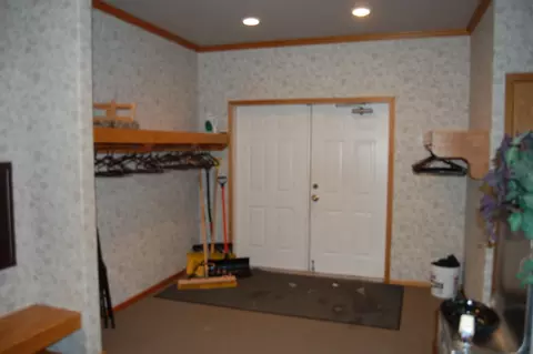 1701 4th St W, Williston, ND 58801 photo 5