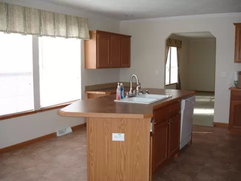 3801 21st Ave W, Williston, ND 58801 photo 6