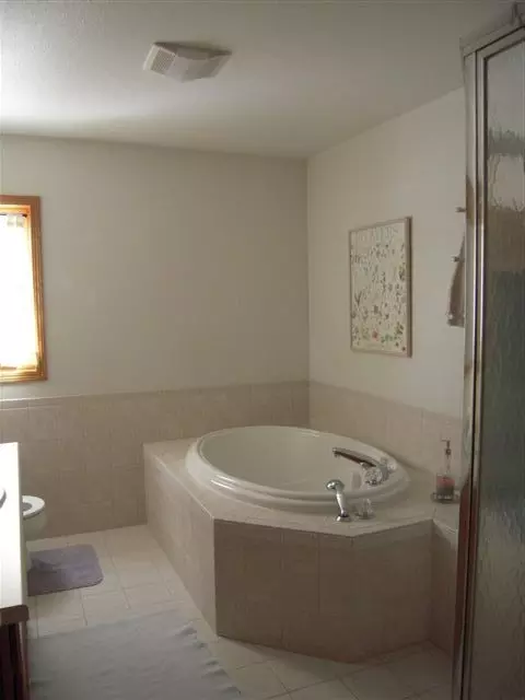 4935 Western Way, Williston, ND 58801 photo 12