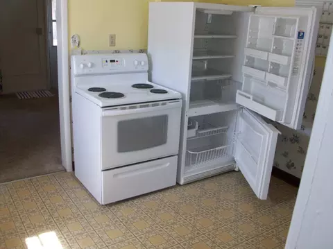 114 2nd Ave E, Williston, ND 58801 photo 5