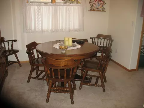 1803 15th Ave W, Williston, ND 58801 photo 3