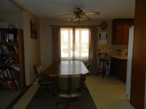 212 20th St E, Williston, ND 58801 photo 5